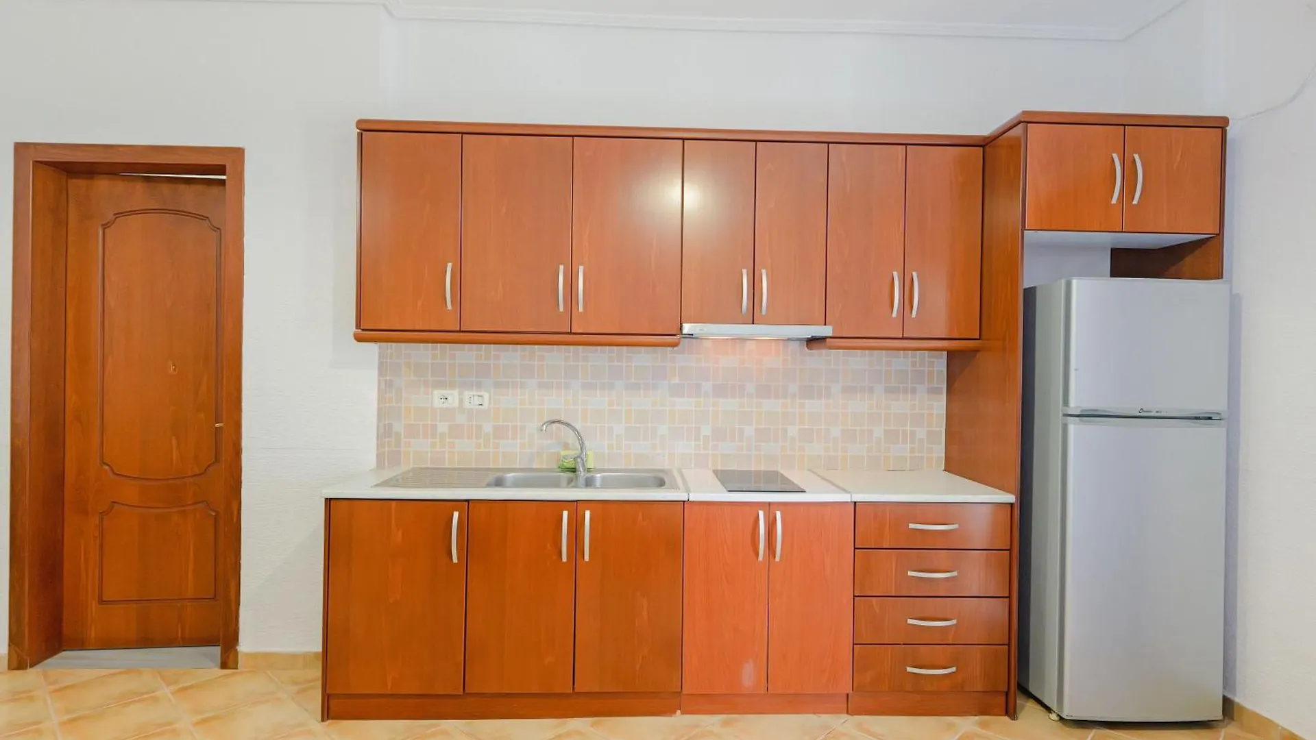 Cozy Apartments Downtown Ksamil