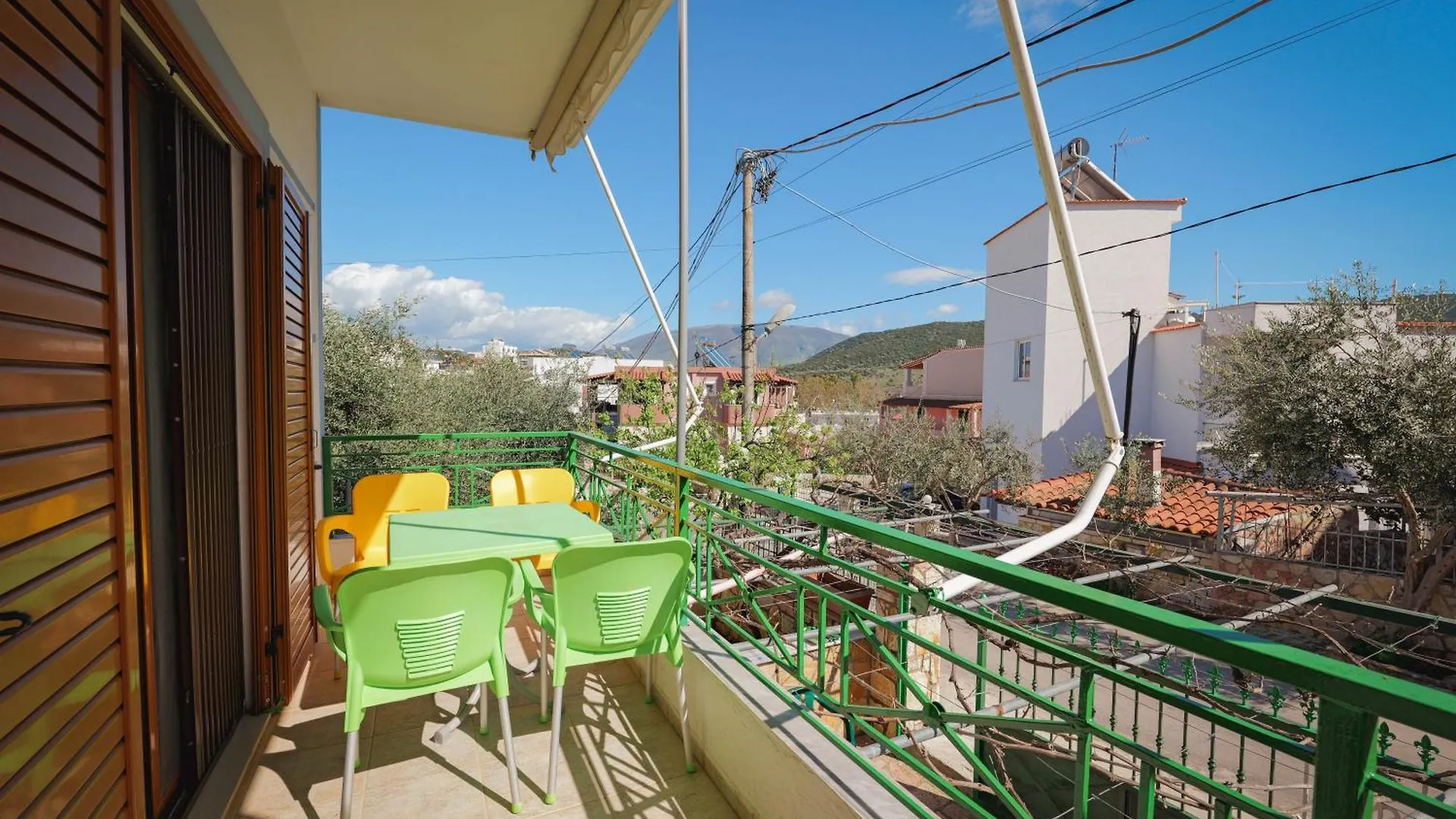 Cozy Apartments Downtown Ksamil Albania
