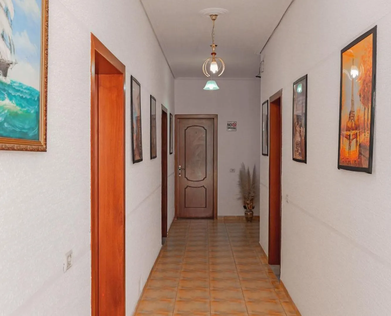Cozy Apartments Downtown Ksamil