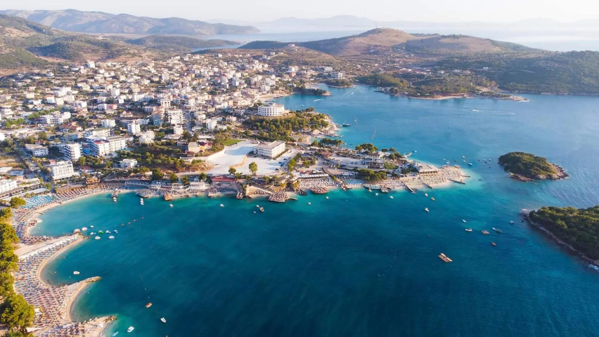 Cozy Apartments Downtown Ksamil
