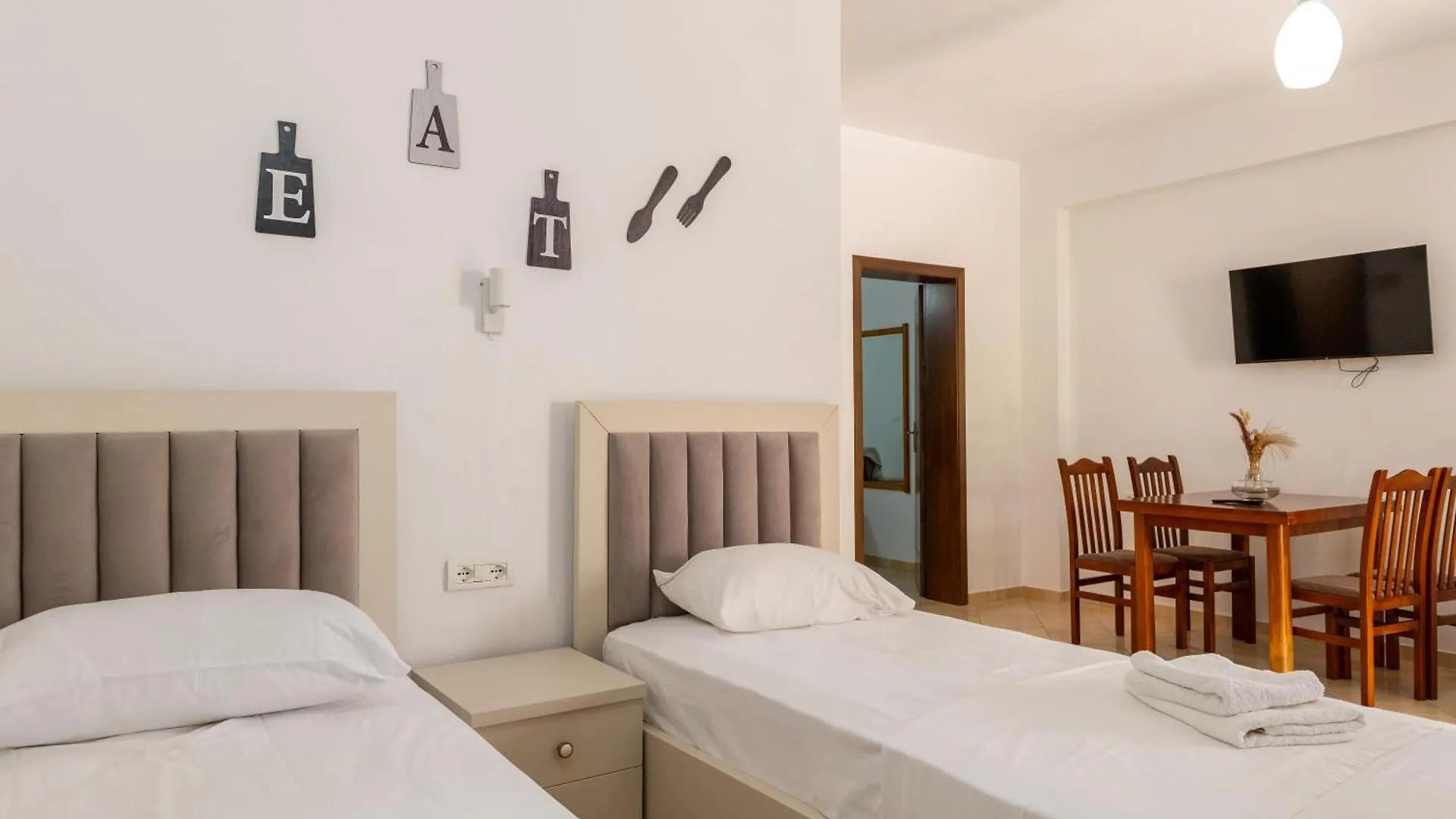 Cozy Apartments Downtown Ksamil Albania