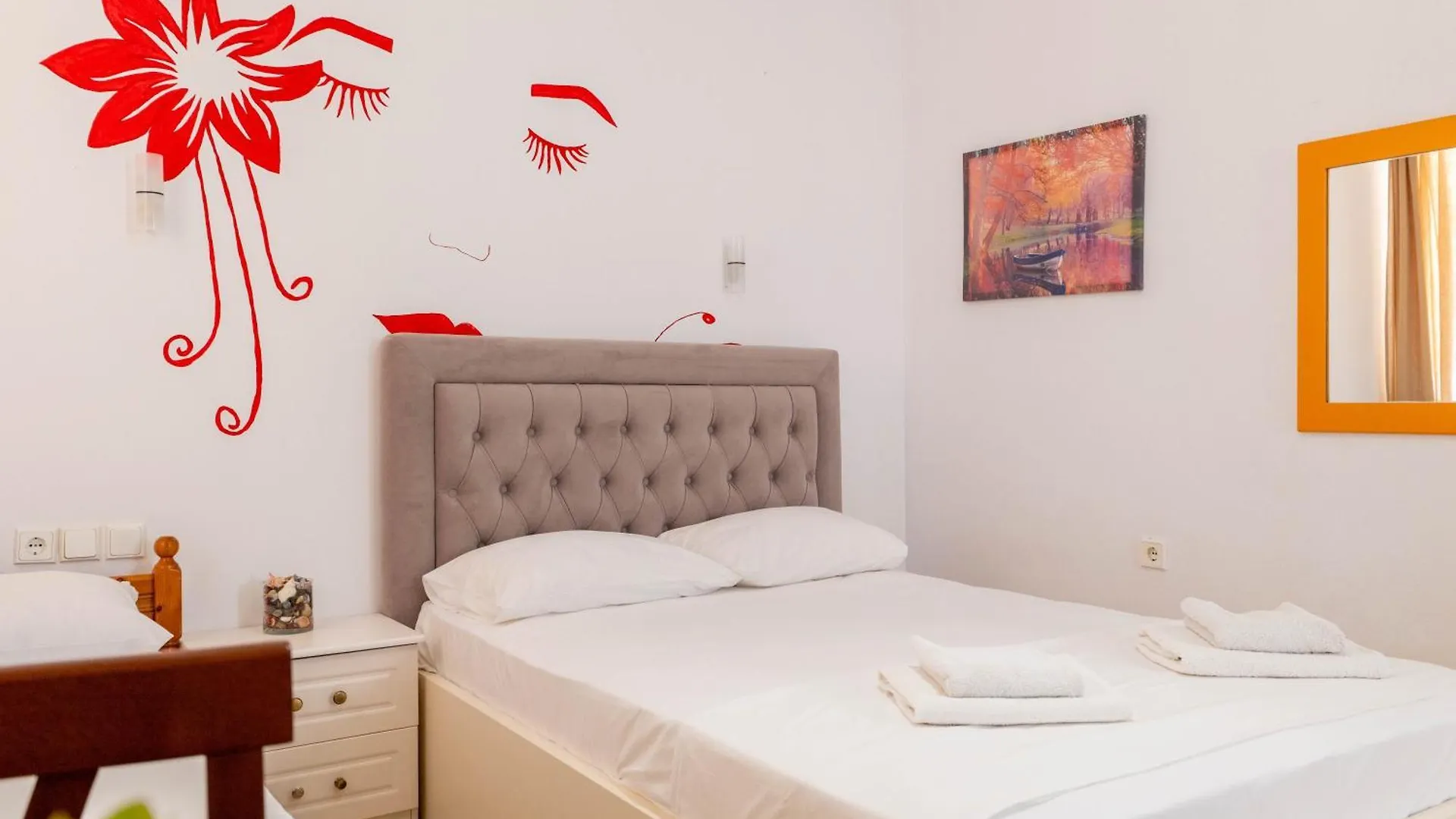 Cozy Apartments Downtown Ksamil Albania