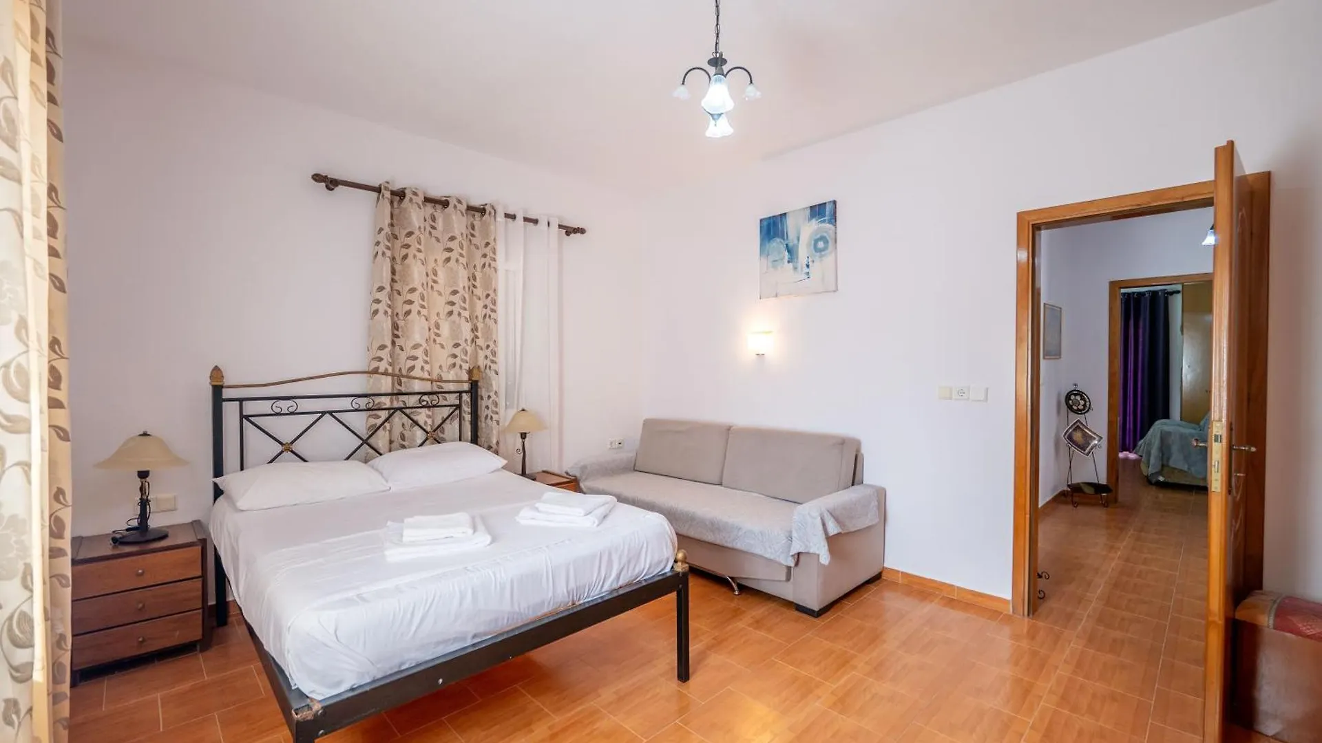 Cozy Apartments Downtown Ksamil 0*,