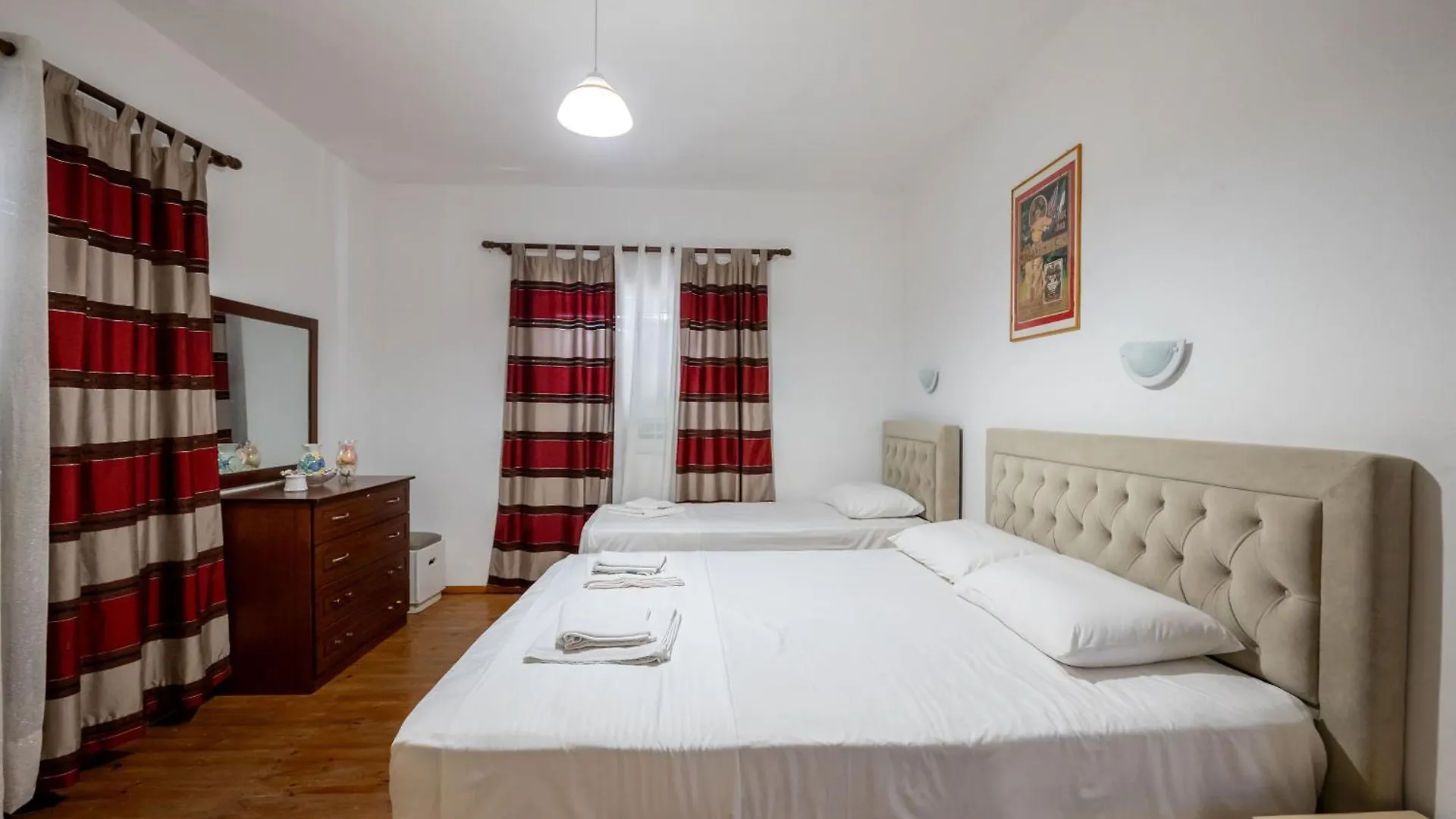 Cozy Apartments Downtown Ksamil Albania