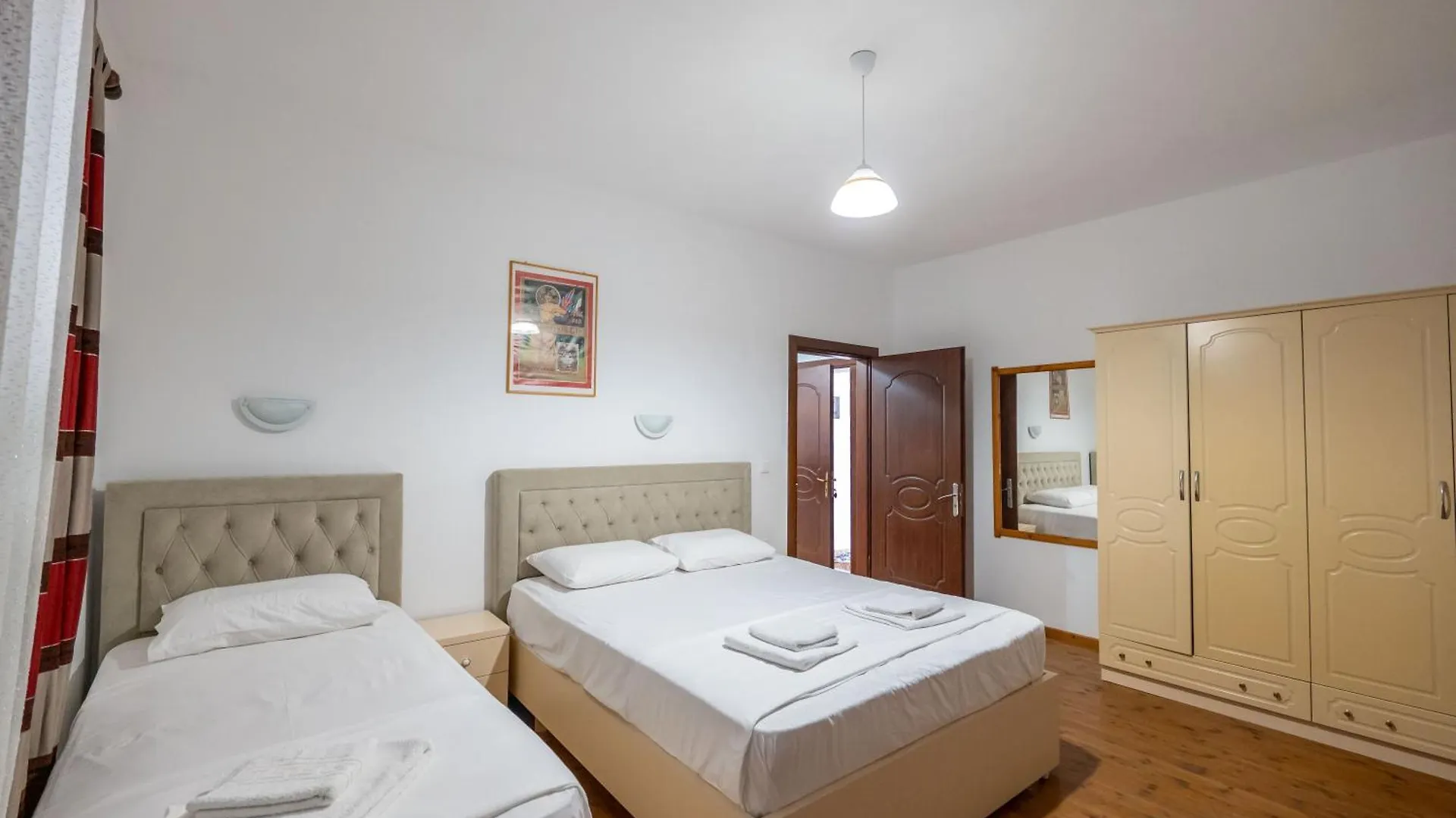 Cozy Apartments Downtown Ksamil