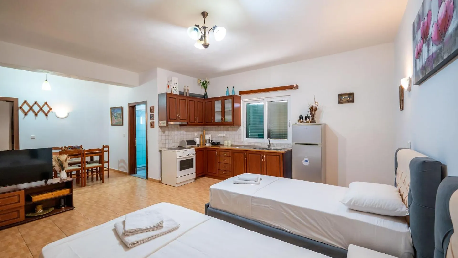 Cozy Apartments Downtown Ksamil 0*,